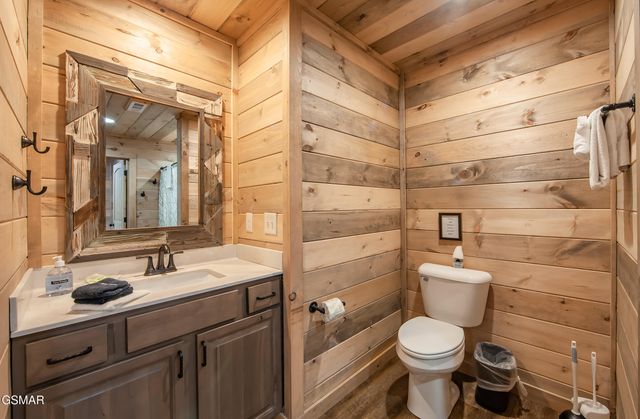 2724 Pine Crest Lane, Sevierville, TN 37862