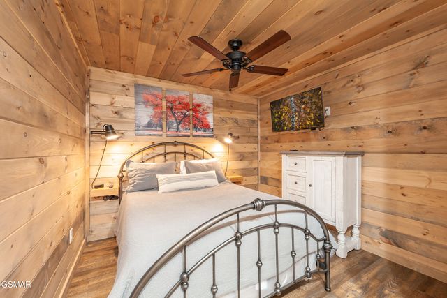 2724 Pine Crest Lane, Sevierville, TN 37862