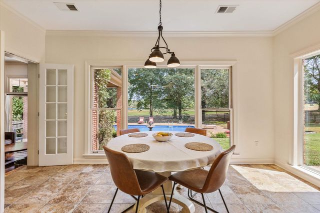 2800 E LEVEE OAKS DR, Collierville, TN 38017