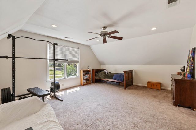 2800 E LEVEE OAKS DR, Collierville, TN 38017