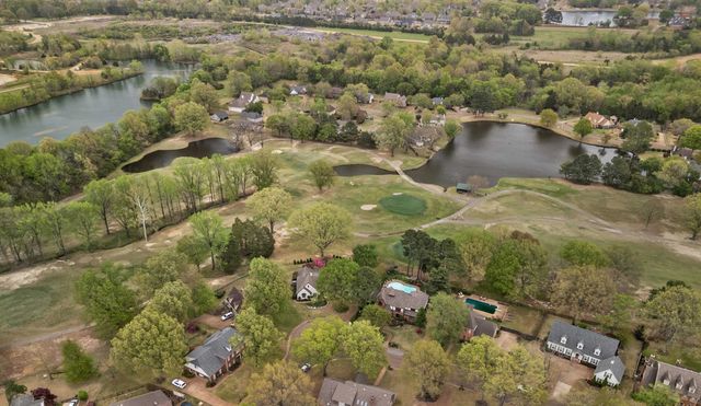 2800 E LEVEE OAKS DR, Collierville, TN 38017