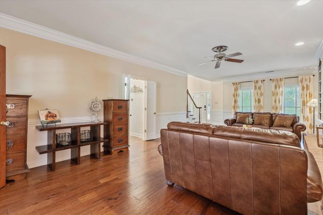 2800 E LEVEE OAKS DR, Collierville, TN 38017