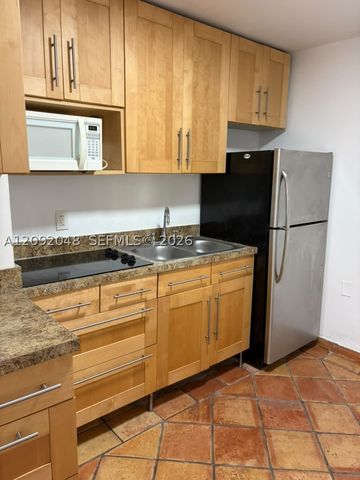 645 NE 77th St 8, Miami, FL 33138