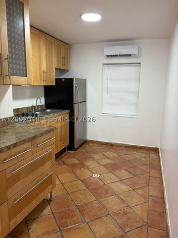 645 NE 77th St 8, Miami, FL 33138