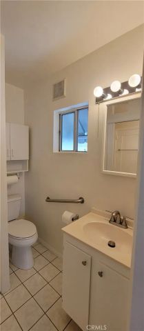 567 South Street, Glendale, CA 91202