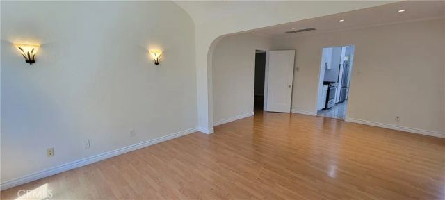 567 South Street, Glendale, CA 91202