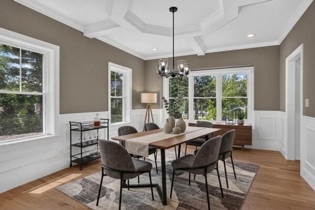 121 Lexington St, Burlington, MA 01803