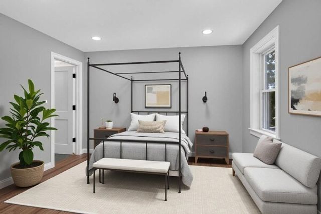 121 Lexington St, Burlington, MA 01803