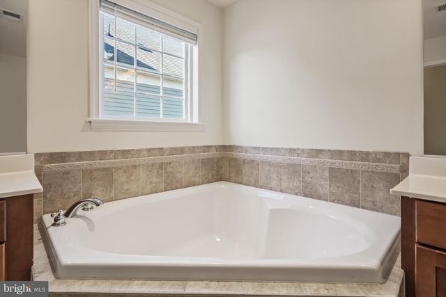 41980 URAL DR, Aldie, VA 20105