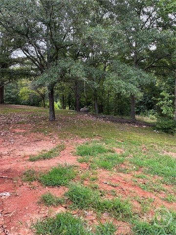 164 Charlotte Drive, Statham, GA 30666