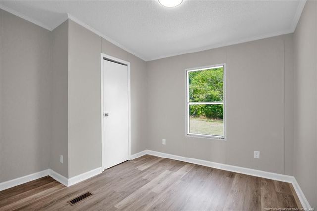 225 Oaktree Drive, Raeford, NC 28376