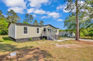 225 Oaktree Drive, Raeford, NC 28376