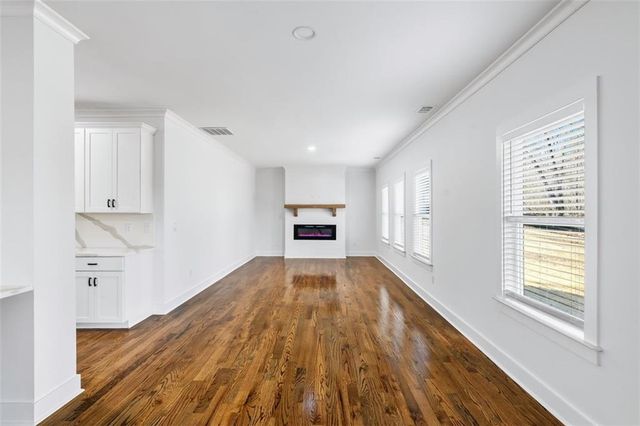 222 Silvercrest Drive, Acworth, GA 30101