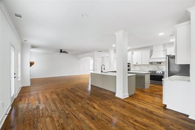 222 Silvercrest Drive, Acworth, GA 30101