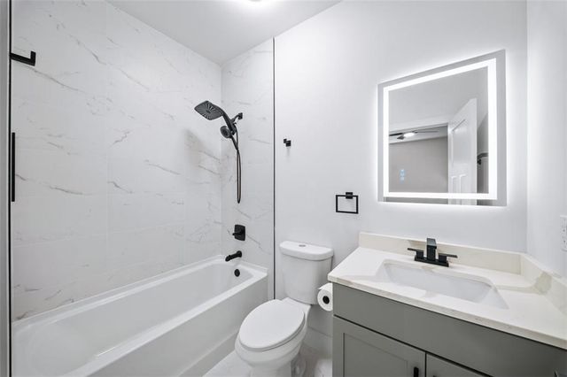 222 Silvercrest Drive, Acworth, GA 30101