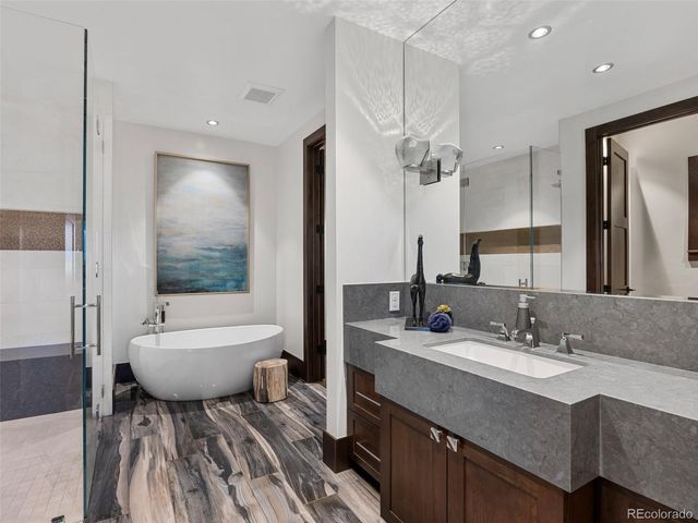 17819 E Easter Avenue, Foxfield, CO 80016