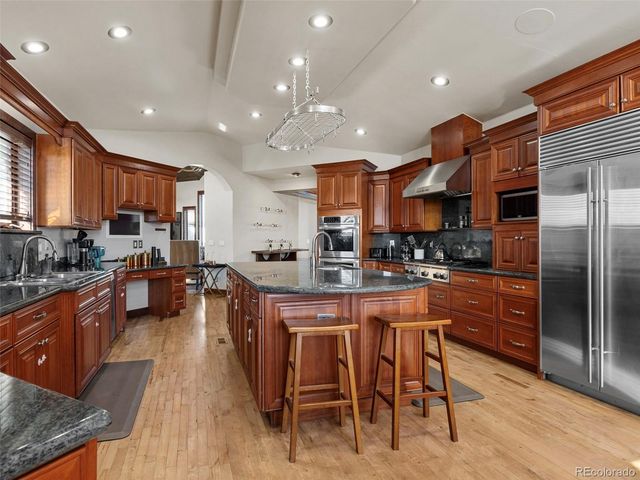 17819 E Easter Avenue, Foxfield, CO 80016