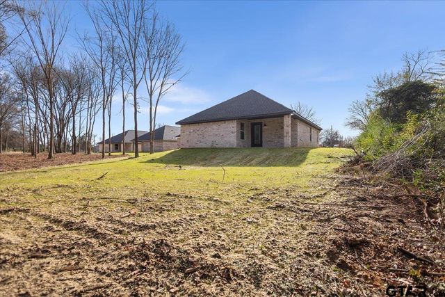 451 W. Harmony St., Tyler, TX 75702