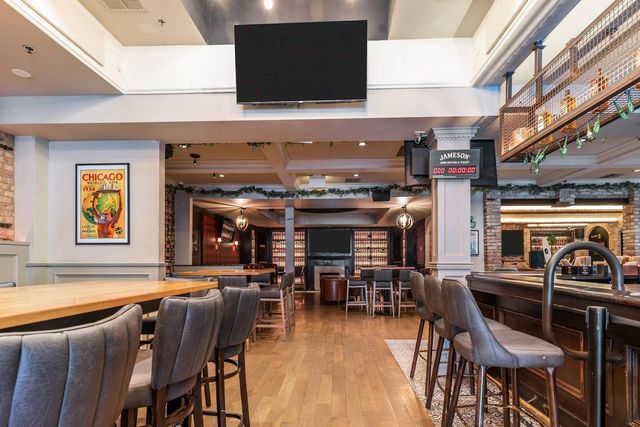1525 N Wells Street, Chicago, IL 60610
