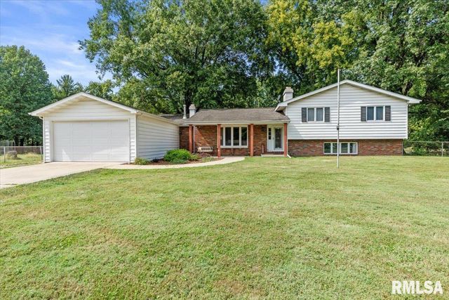 6223 Horseview Drive, Springfield, IL 62712