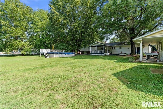 6223 Horseview Drive, Springfield, IL 62712