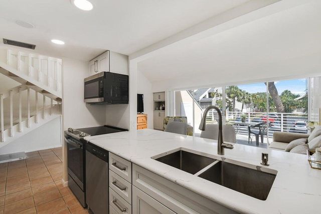1605 S Us Highway 1 M2-214, Jupiter, FL 33477