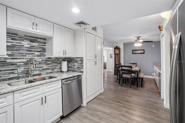 1 KEY CAPRI 406W, St Petersburg, FL 33706
