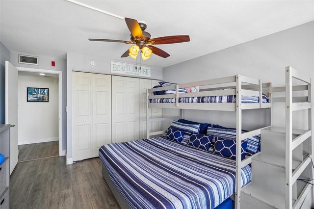 1 KEY CAPRI 406W, St Petersburg, FL 33706