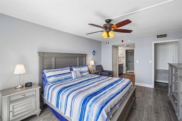 1 KEY CAPRI 406W, St Petersburg, FL 33706