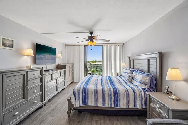 1 KEY CAPRI 406W, St Petersburg, FL 33706