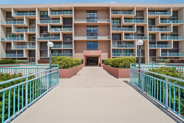 1 KEY CAPRI 406W, St Petersburg, FL 33706