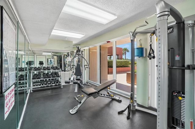 1 KEY CAPRI 406W, St Petersburg, FL 33706