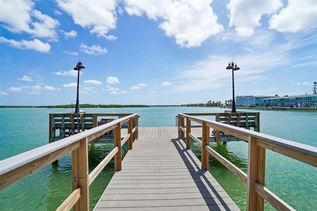 1 KEY CAPRI 406W, St Petersburg, FL 33706