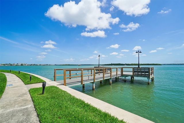 1 KEY CAPRI 406W, St Petersburg, FL 33706