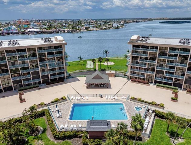 1 KEY CAPRI 406W, St Petersburg, FL 33706