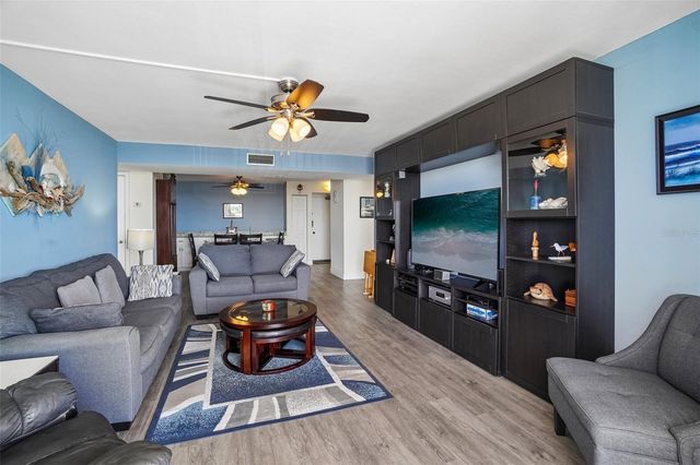 1 KEY CAPRI 406W, St Petersburg, FL 33706