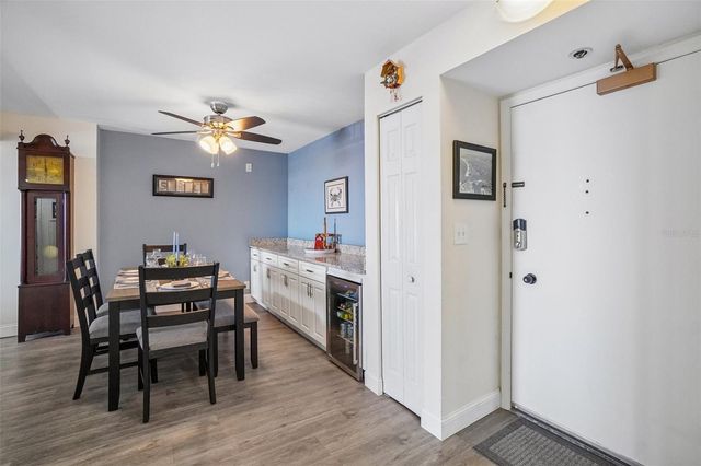 1 KEY CAPRI 406W, St Petersburg, FL 33706