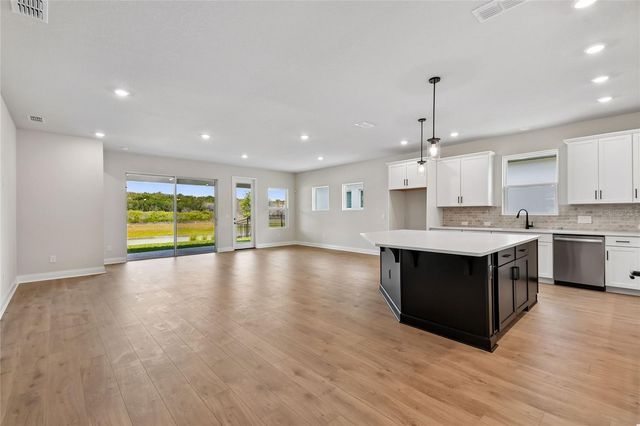 5729 LEAFLET TRAIL, Mount Dora, FL 32757