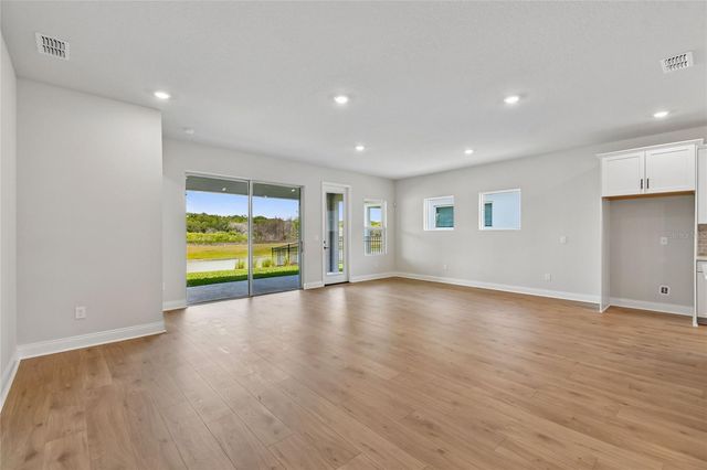 5729 LEAFLET TRAIL, Mount Dora, FL 32757