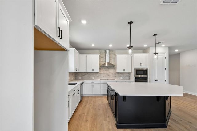 5729 LEAFLET TRAIL, Mount Dora, FL 32757