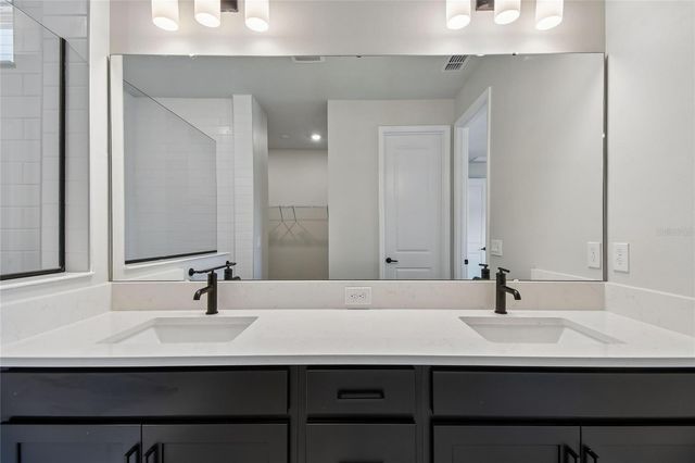 5729 LEAFLET TRAIL, Mount Dora, FL 32757