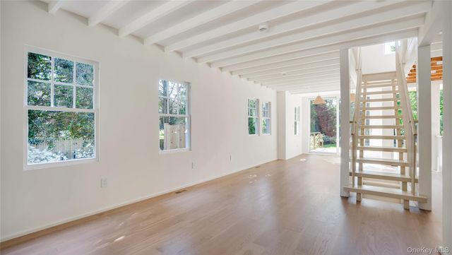 149 Accabonac Road, East Hampton, NY 11937