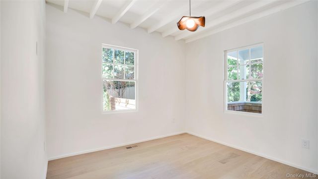149 Accabonac Road, East Hampton, NY 11937