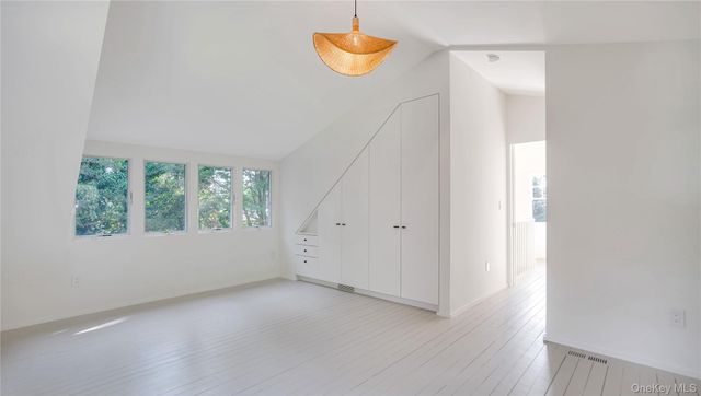 149 Accabonac Road, East Hampton, NY 11937