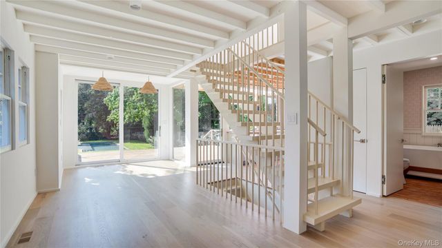 149 Accabonac Road, East Hampton, NY 11937