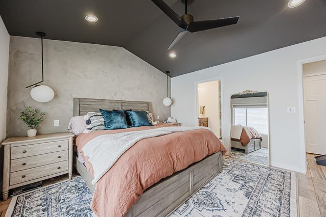 16859 Orchard Boulevard W, Harwood, ND 58042