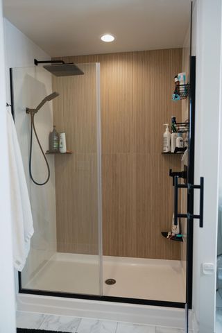 16859 Orchard Boulevard W, Harwood, ND 58042