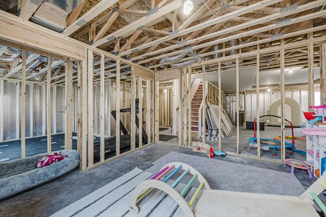 16859 Orchard Boulevard W, Harwood, ND 58042