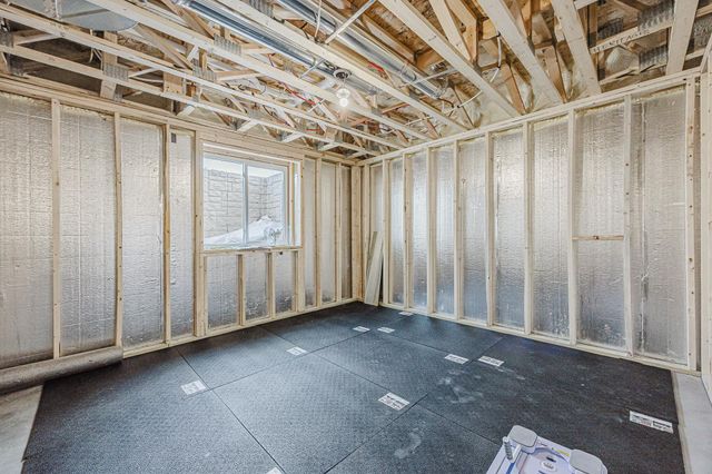 16859 Orchard Boulevard W, Harwood, ND 58042