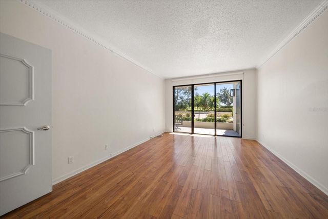 4 BELLEVIEW BOULEVARD 106, Belleair, FL 33756